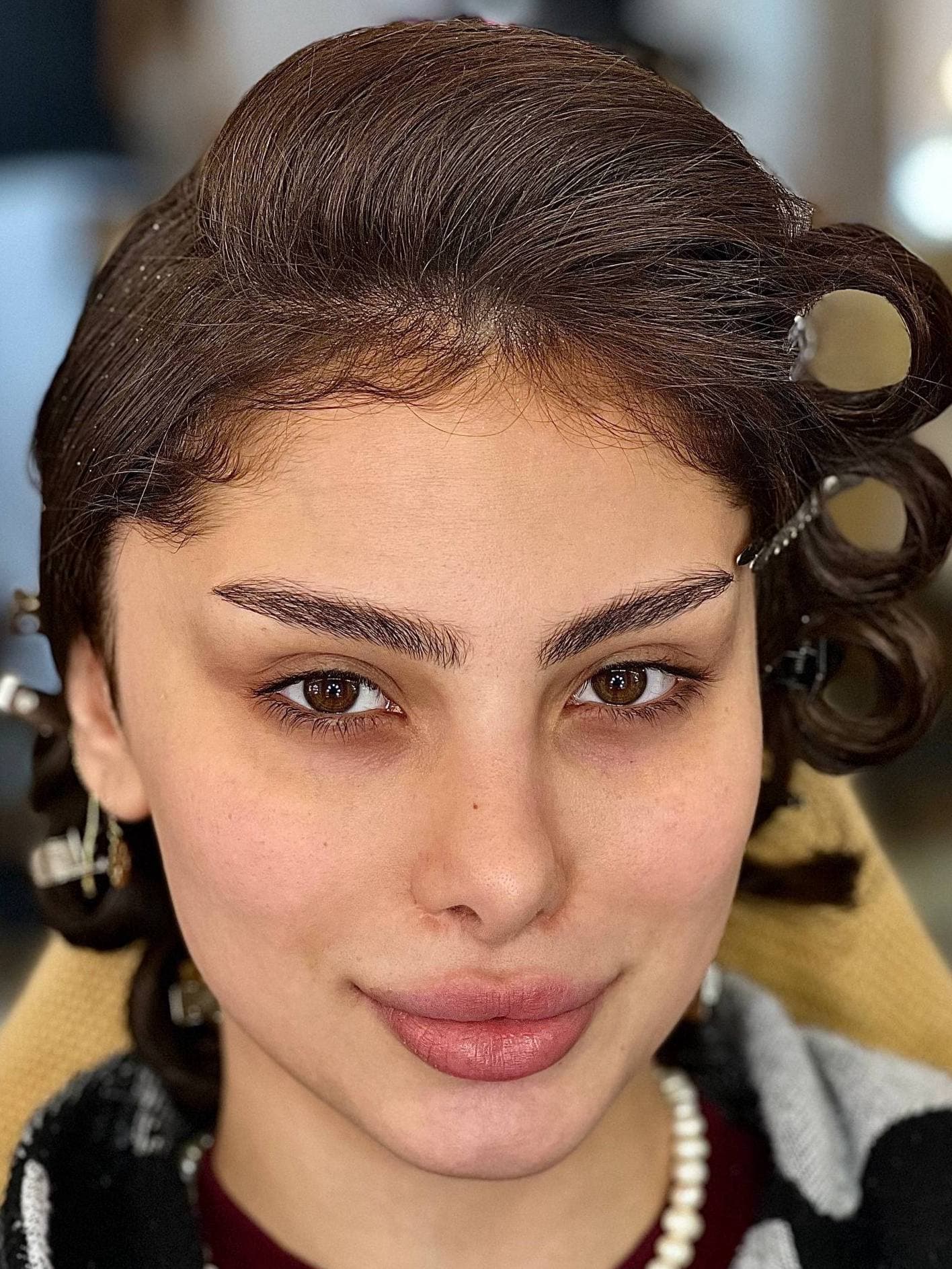 چهره قبل از اجرای میکاپ روسی در رشت
